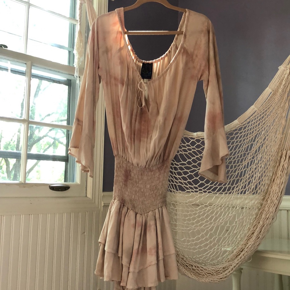 NEVER WORN Planet Blue peach tie dye romper